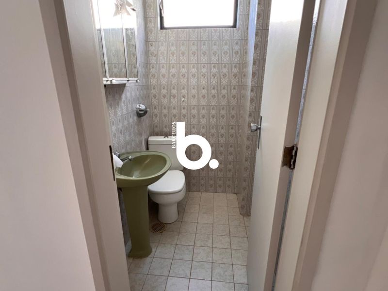 Apto com 3 quartos, 3 banheiros e 139m² para alugar no bairro Independencia, Porto Alegre