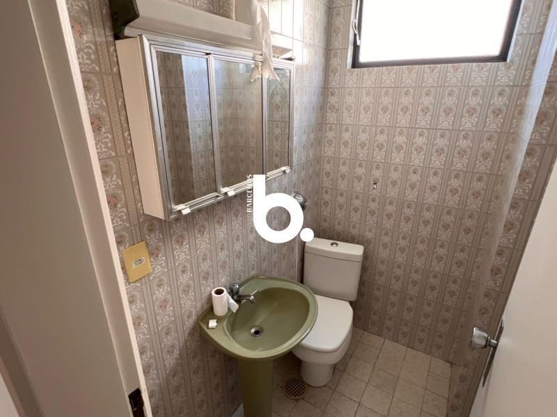 Apto com 3 quartos, 3 banheiros e 139m² para alugar no bairro Independencia, Porto Alegre