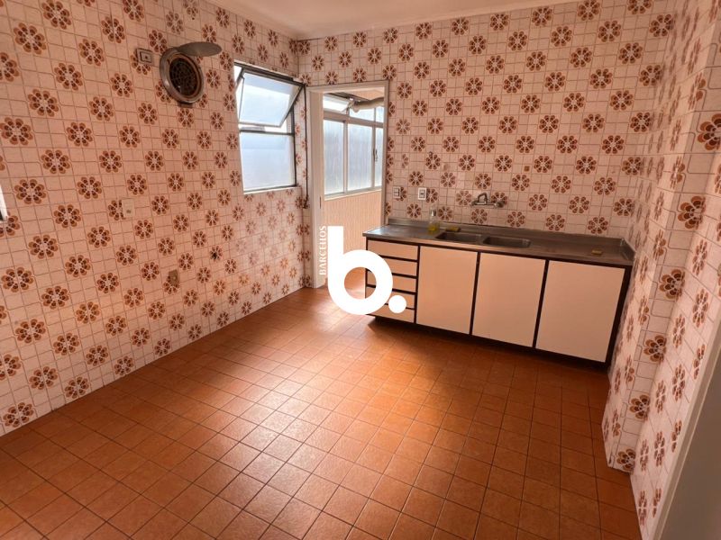 Apto com 3 quartos, 3 banheiros e 139m² para alugar no bairro Independencia, Porto Alegre