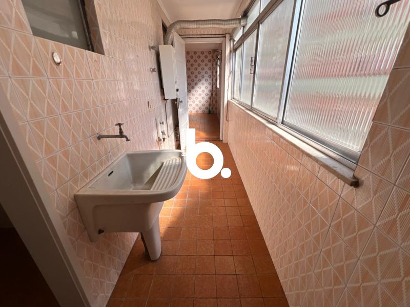 Apto com 3 quartos, 3 banheiros e 139m² para alugar no bairro Independencia, Porto Alegre