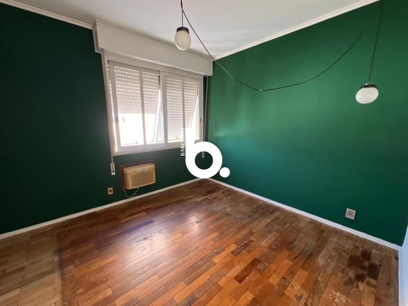 Apto com 3 quartos, 3 banheiros e 139m² para alugar no bairro Independencia, Porto Alegre