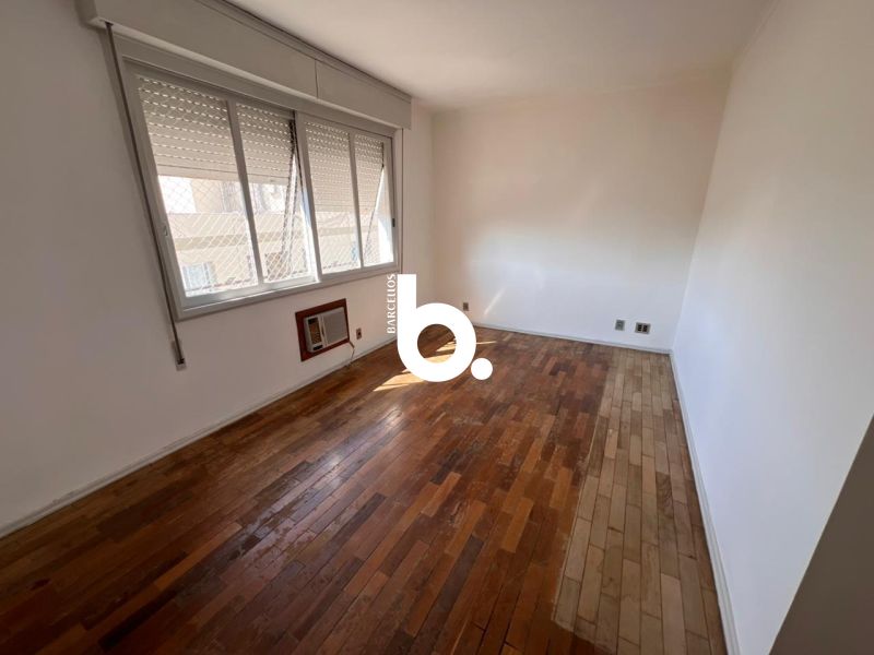 Apto com 3 quartos, 3 banheiros e 139m² para alugar no bairro Independencia, Porto Alegre