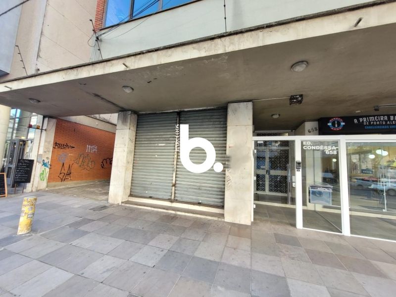 Loja reformada 100m² para alugar na Independência, POA