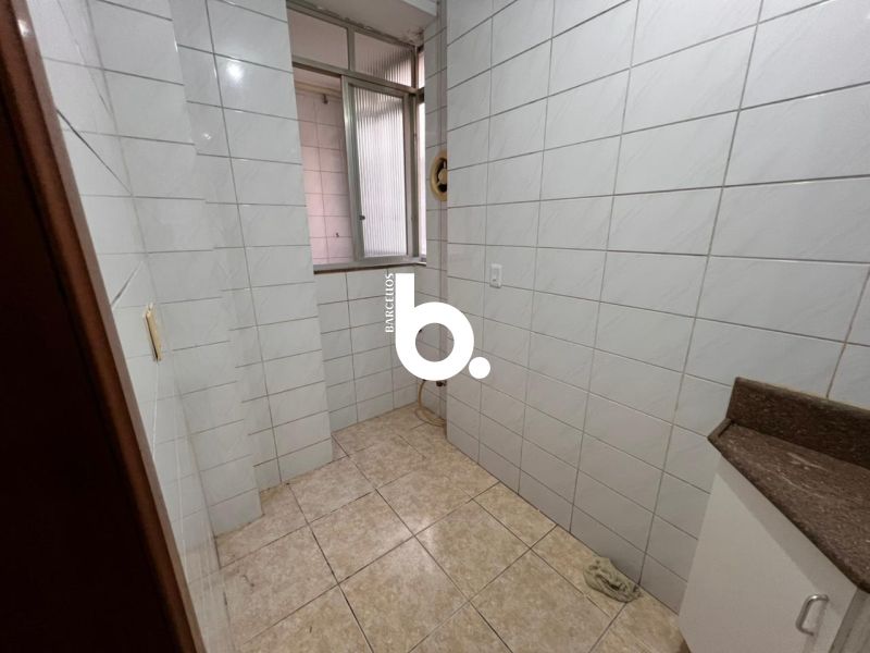 Apartamento de 2 dormitórios à venda no Centro Histórico de Porto Alegre.