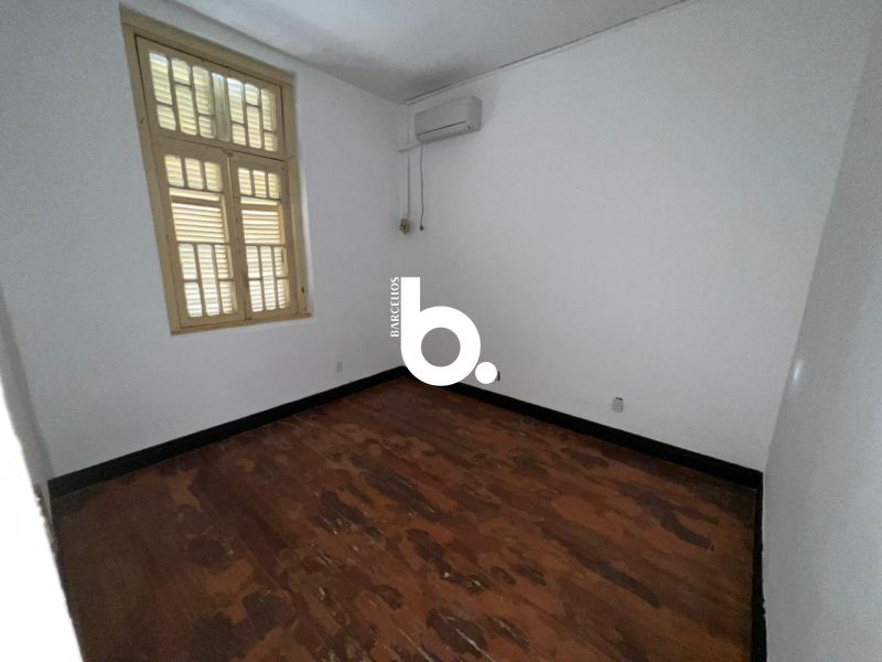 Casa para alugar em Floresta, Porto Alegre - 4 quartos