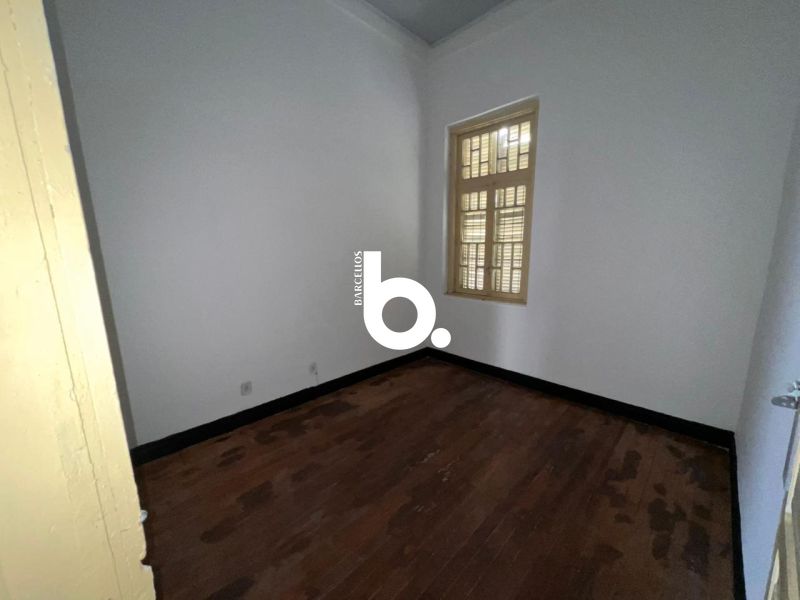 Casa para alugar em Floresta, Porto Alegre - 4 quartos