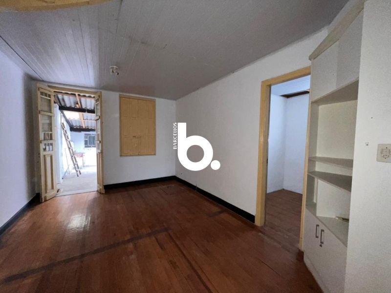 Casa para alugar em Floresta, Porto Alegre - 4 quartos