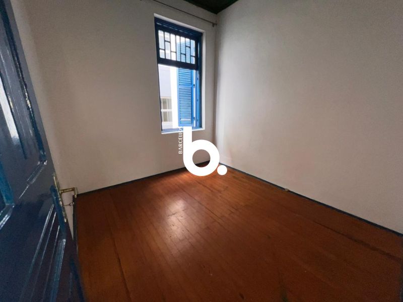 Casa para Locação no Independência, Porto Alegre - 4 Quartos