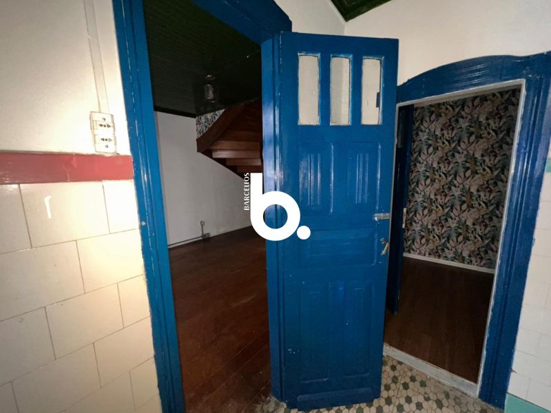 Casa para Locação no Independência, Porto Alegre - 4 Quartos