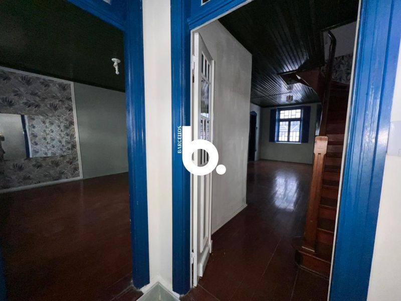 Casa para Locação no Independência, Porto Alegre - 4 Quartos