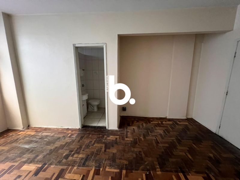 Sala Comercial 22m² no Centro de Porto Alegre - Ótima Localização