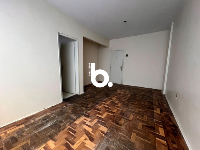 Sala Comercial 22m² no Centro de Porto Alegre - Ótima Localização