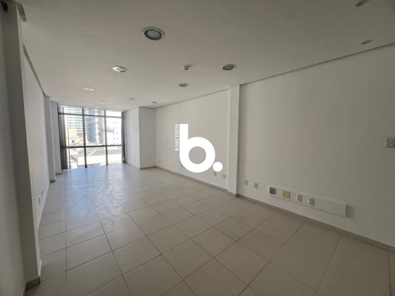Sala com 40m² para alugar no bairro Bom Fim, Porto Alegre