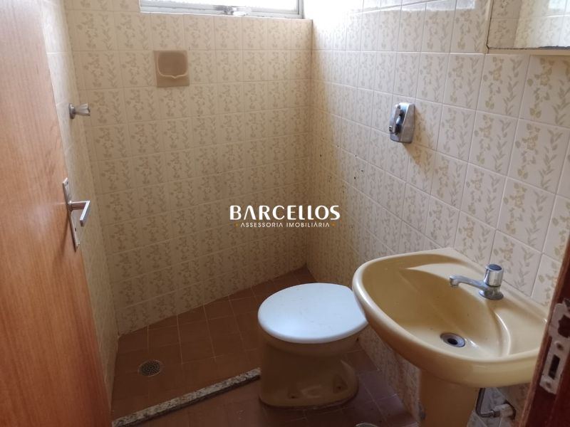 Apartamento estilo JK de 33 m² para locação na Chácara das Pedras – Porto Alegre