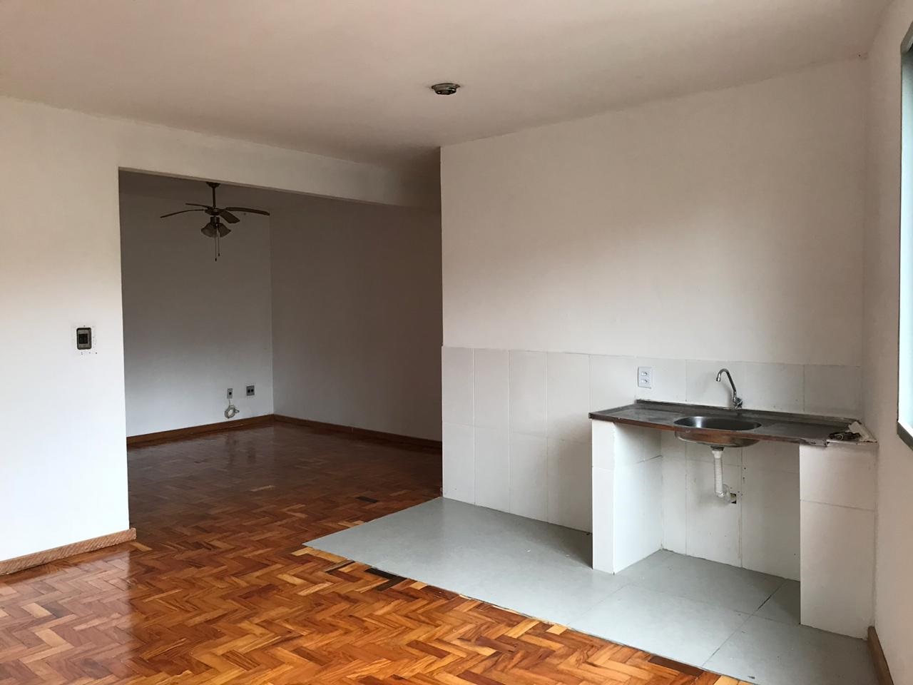 Apartamento estilo JK para locação no Chácara das Pedras