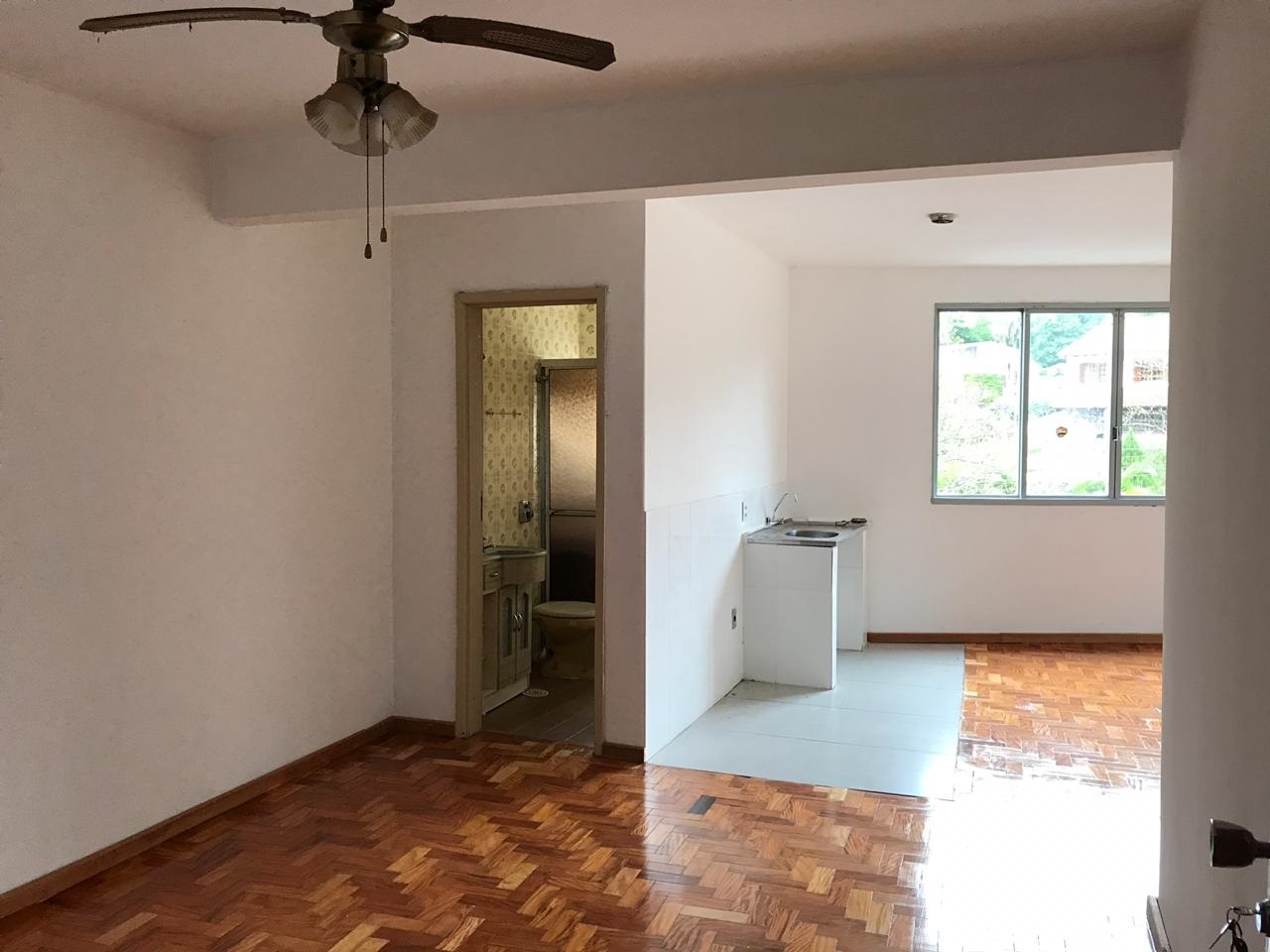 Apartamento estilo JK para locação no Chácara das Pedras