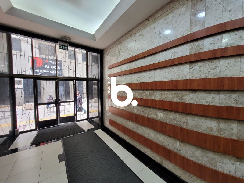 SALA COMERCIAL PREDIO ESQUINA COM A RUA DOS ANDRADAS