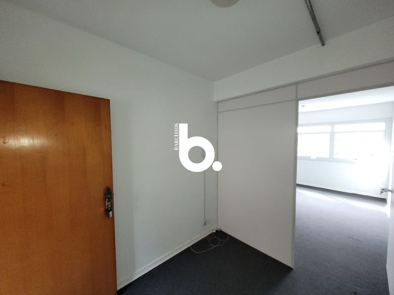 SALA COMERCIAL PREDIO ESQUINA COM A RUA DOS ANDRADAS