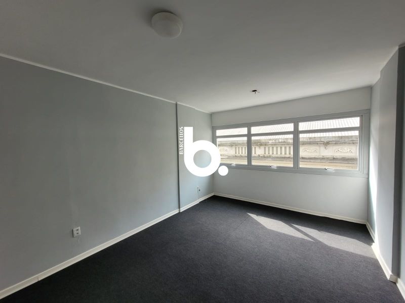 SALA COMERCIAL PREDIO ESQUINA COM A RUA DOS ANDRADAS