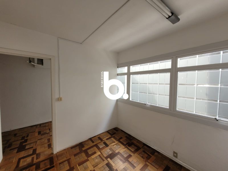 SALA COMERCIAL 25M² CENTRO HISTÓRICO