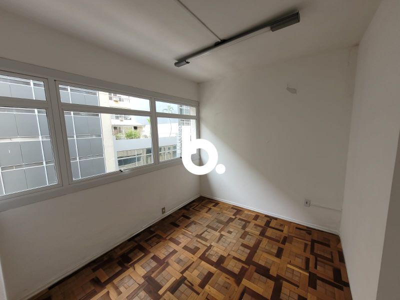 SALA COMERCIAL 25M² CENTRO HISTÓRICO