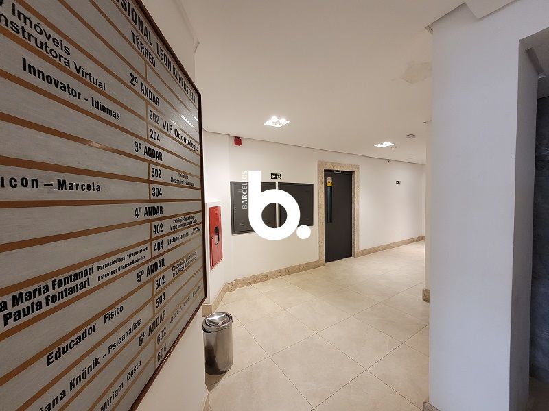 EXCLENTE CONJUNTO COMERCIAL
