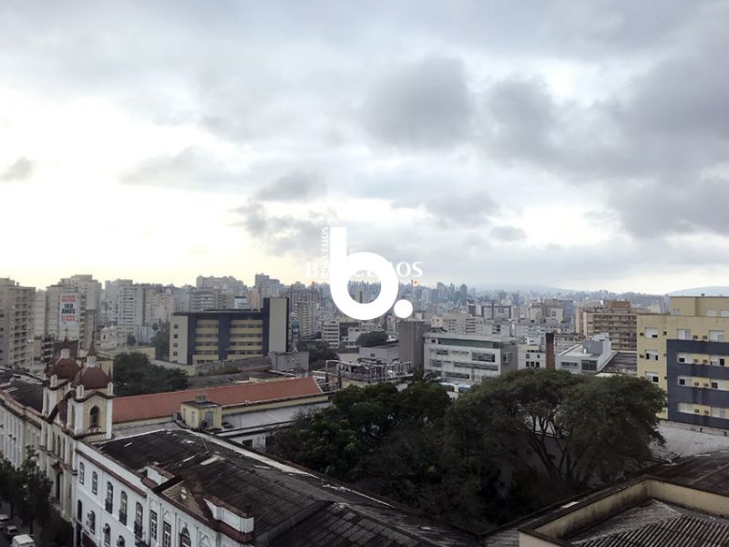 EM FRENTE AO COMPLEXO HOSPITALAR SANTA CASA