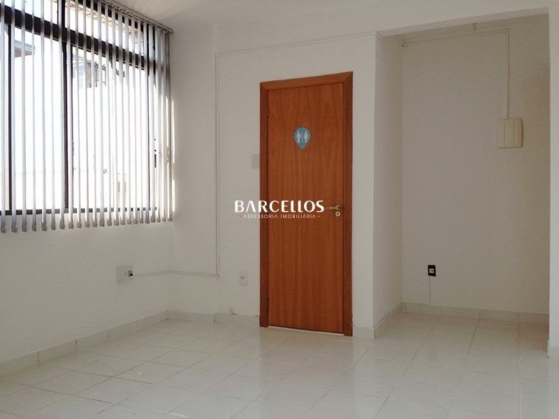Sala com 22m² para alugar no bairro Centro Historico, Porto Alegre