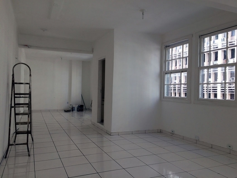 Sala com 1 banheiro e 55m² para alugar no bairro Centro Historico, Porto Alegre