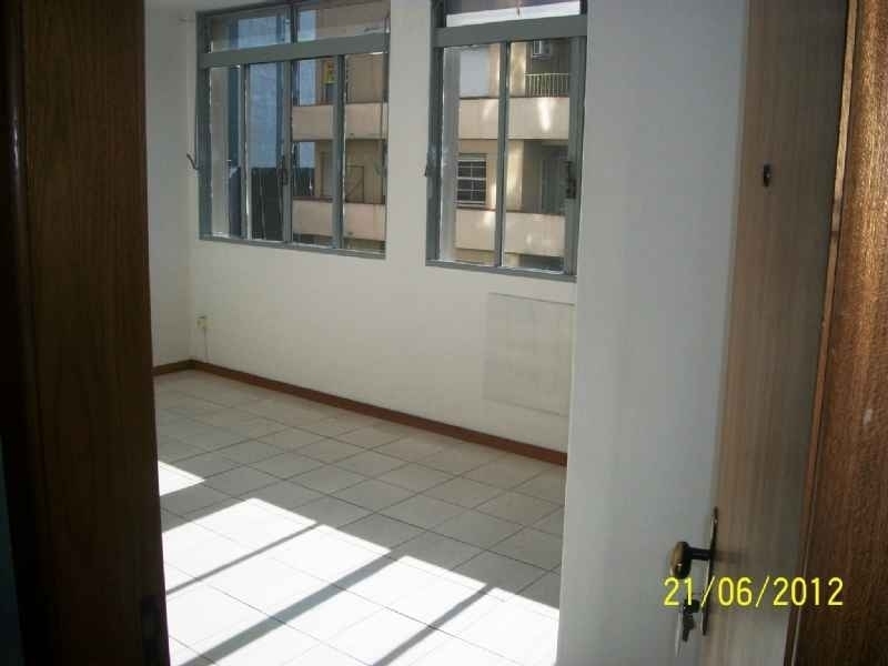 Sala com 1 banheiro e 22m² para alugar no bairro Centro Historico, Porto Alegre