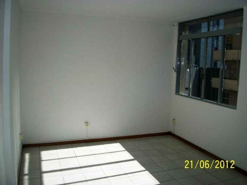 Sala com 1 banheiro e 22m² para alugar no bairro Centro Historico, Porto Alegre