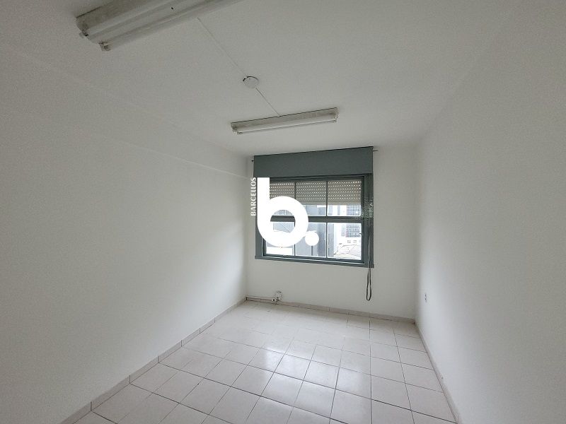 Amplo Conjunto Comercial no Centro Histórico de Porto Alegre - Localização Estratégica!