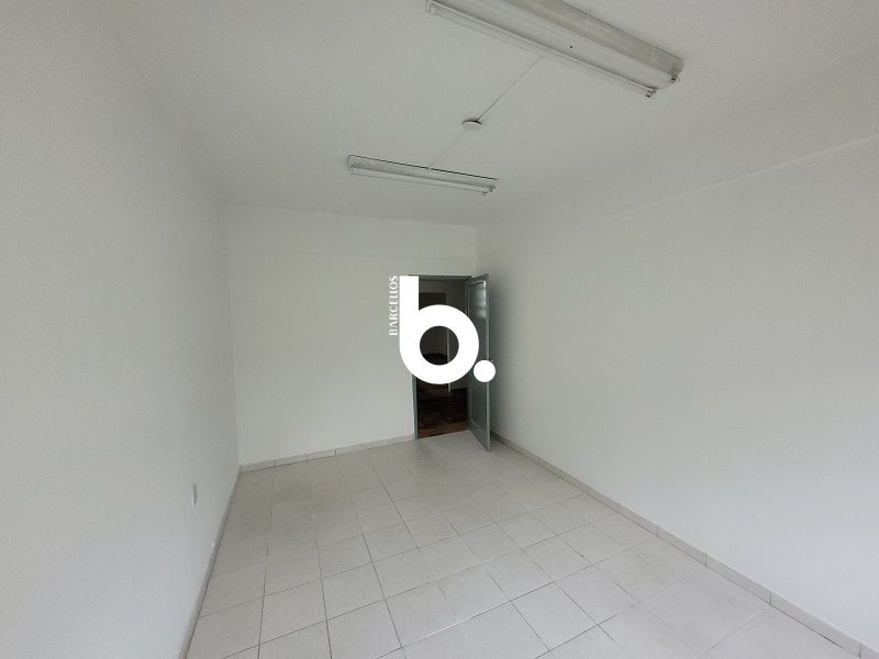 Amplo Conjunto Comercial no Centro Histórico de Porto Alegre - Localização Estratégica!