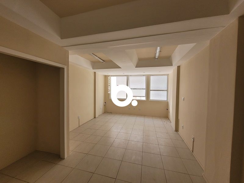 Aluguel de Sala Comercial - 30m² | Centro de Porto Alegre