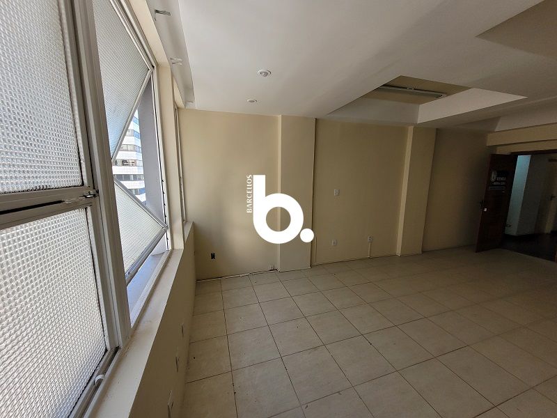 Aluguel de Sala Comercial - 30m² | Centro de Porto Alegre