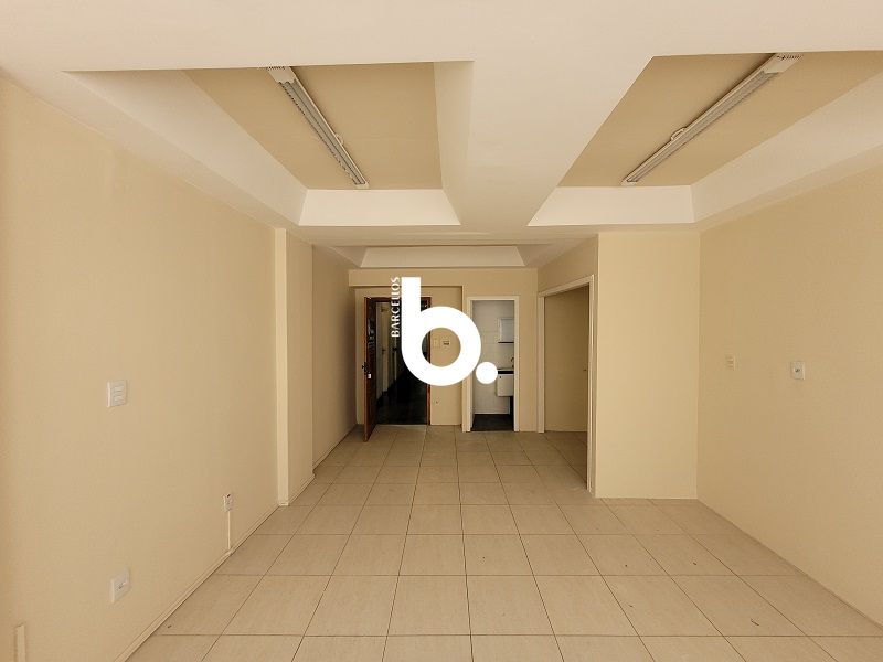 Aluguel de Sala Comercial - 30m² | Centro de Porto Alegre