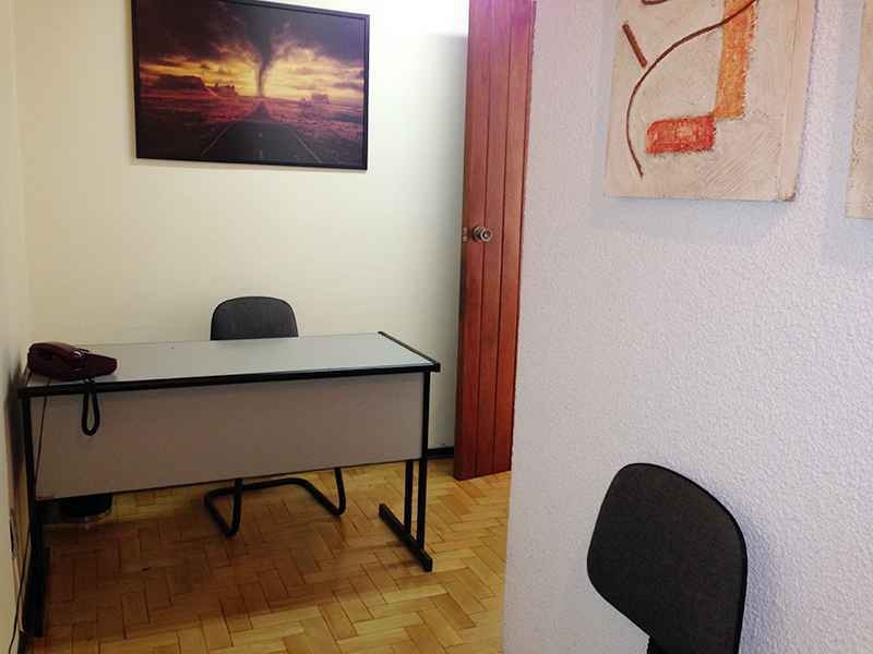 Conjunto com 1 banheiro e 30m² para alugar no bairro Centro, Porto Alegre