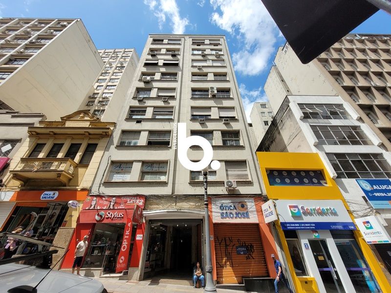 Ampla Sala Comercial para Locação com 90m² - Localização Privilegiada no Centro de Porto Alegre.