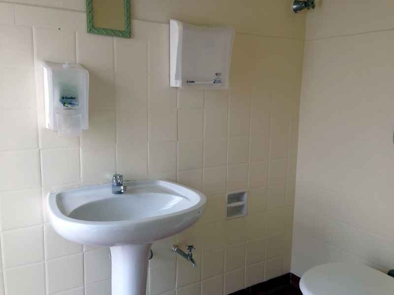 Sala com 35m² para alugar no bairro Centro Historico, Porto Alegre
