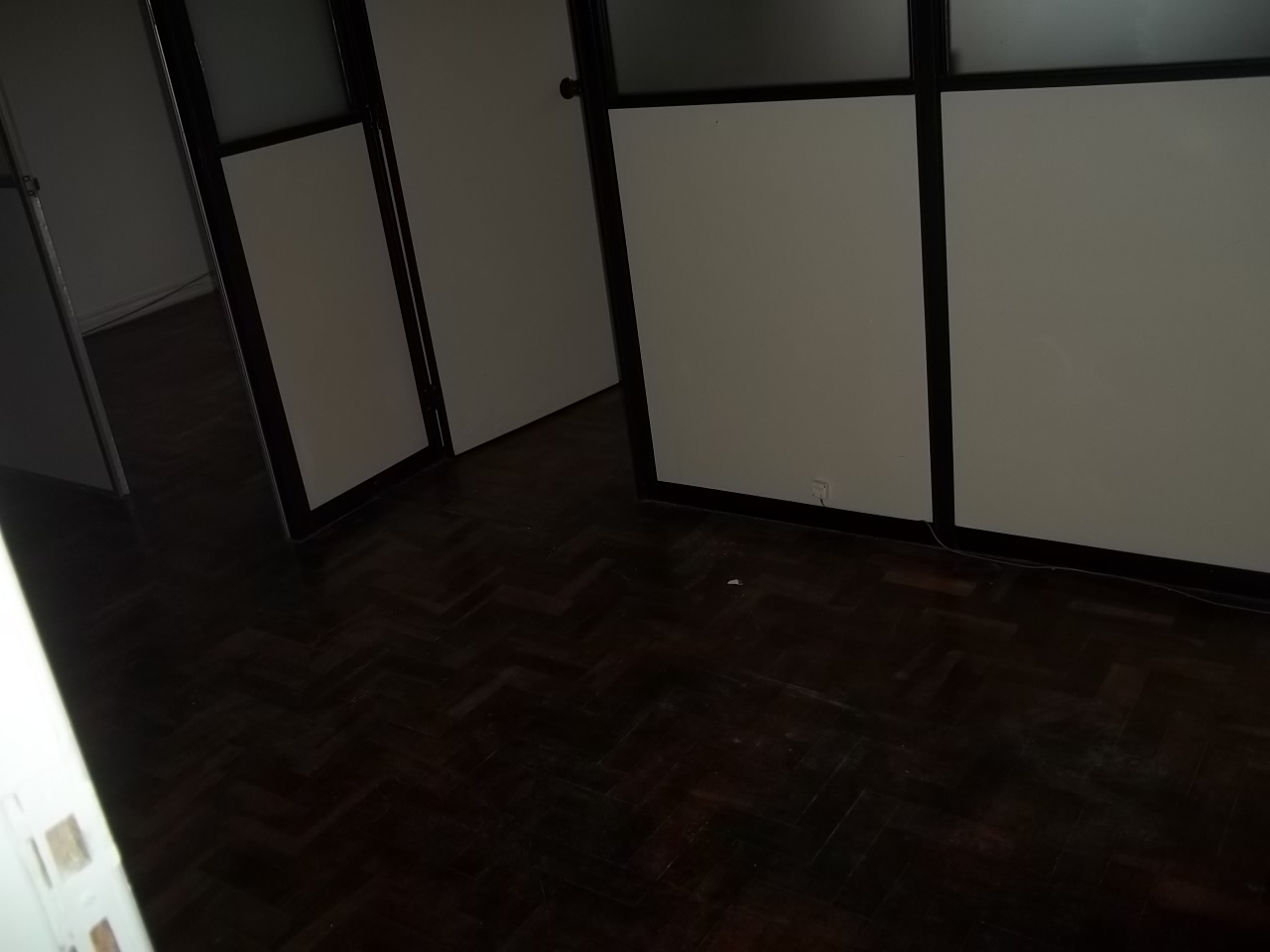 Conjunto com 1 banheiro e 60m² para alugar no bairro Centro Historico, Porto Alegre