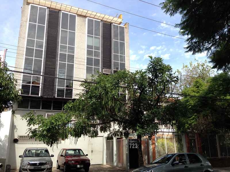 Conjunto com 40m² para alugar no bairro Rio Branco, Porto Alegre