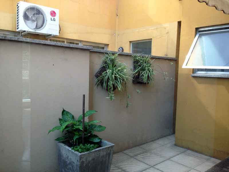 Conjunto com 40m² para alugar no bairro Rio Branco, Porto Alegre