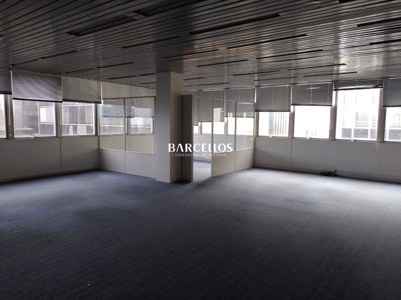 Conjunto com 2 banheiros e 113m² para alugar no bairro Centro Historico, Porto Alegre