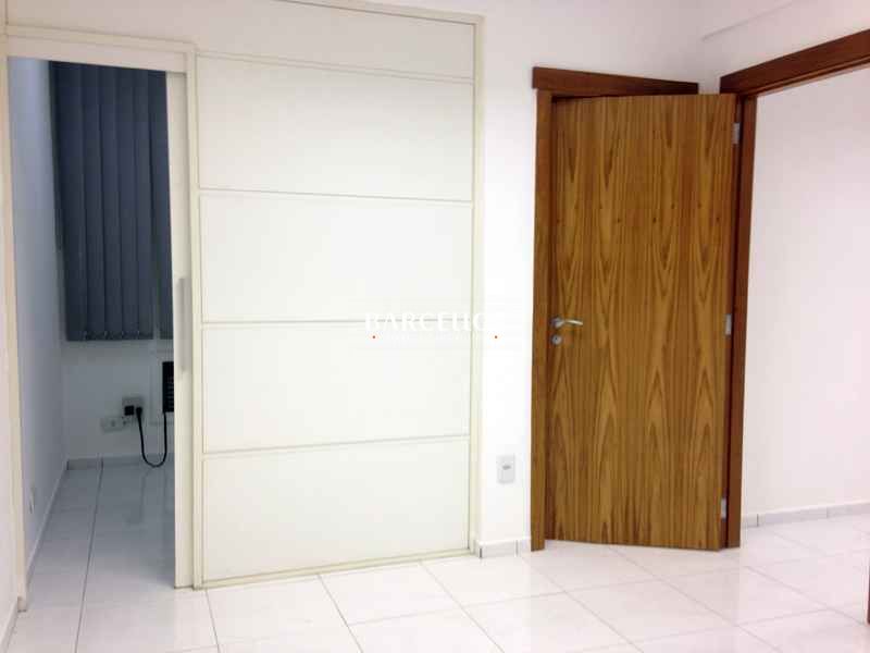 Conjunto com 1 banheiro e 30m² para alugar no bairro Centro Historico, Porto Alegre