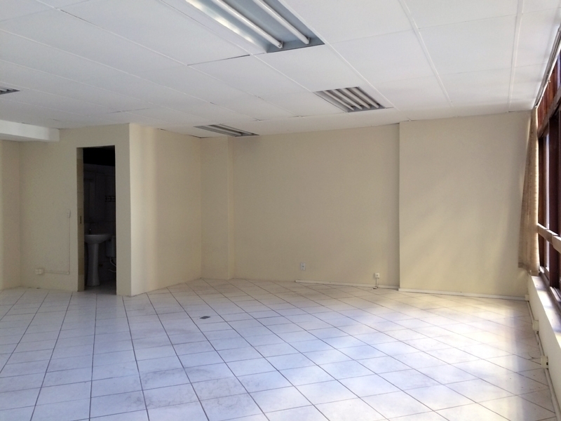 Sala com 1 banheiro e 55m² para alugar no bairro Centro, Porto Alegre