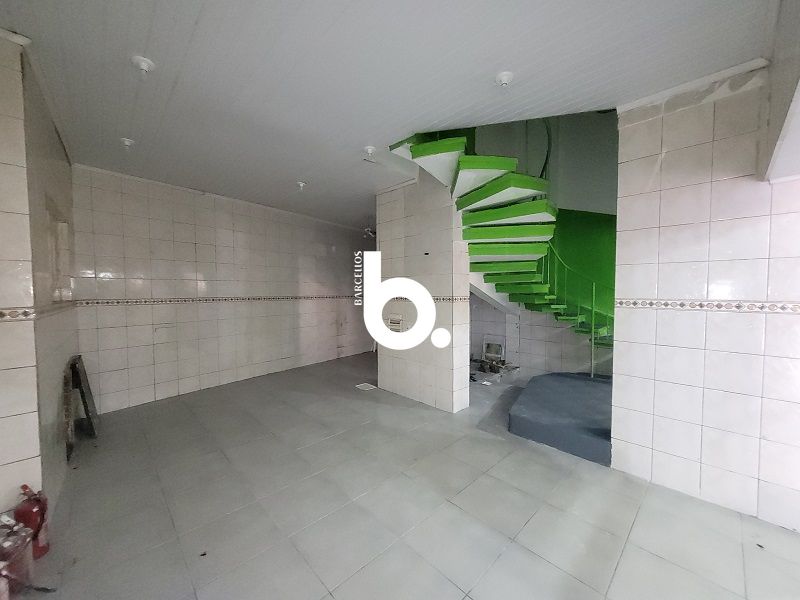 Loja com 1 banheiro e 120m² para alugar no bairro Centro Historico, Porto Alegre