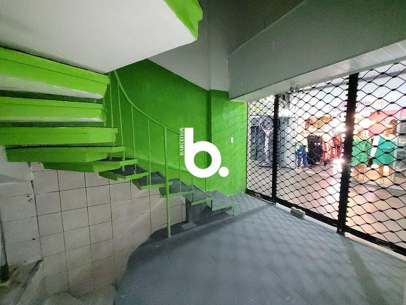 Loja com 1 banheiro e 120m² para alugar no bairro Centro Historico, Porto Alegre