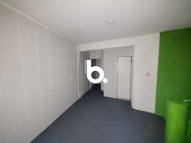 Loja com 1 banheiro e 120m² para alugar no bairro Centro Historico, Porto Alegre