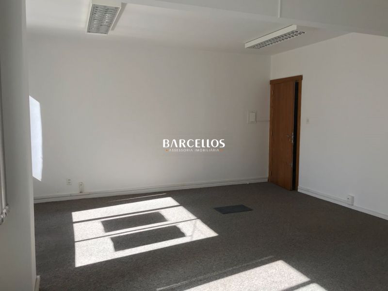 Sala com 1 banheiro e 45m² para alugar no bairro Centro Historico, Porto Alegre