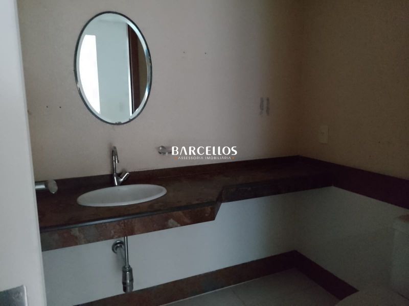 EXCELENTE SALA COMERCIAL PROXIMO AO HOSP.MOINHOS DE VENTO!